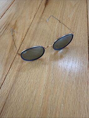 Ray-Ban Women's Foldable Gold Frame Mirrored Round Sunglasses